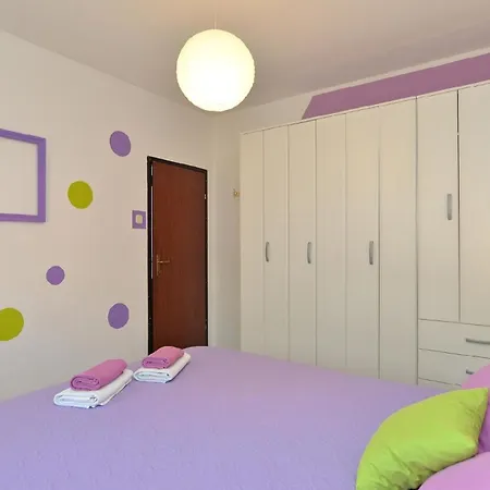 Fuer 5 Personen Ca 90 Qm In Rovinj, Istrien Istrische Riviera *