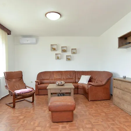 Fuer 5 Personen Ca 90 Qm In Rovinj, Istrien Istrische Riviera * Rovinj